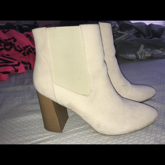Tan Wedges - Picture 2 of 5
